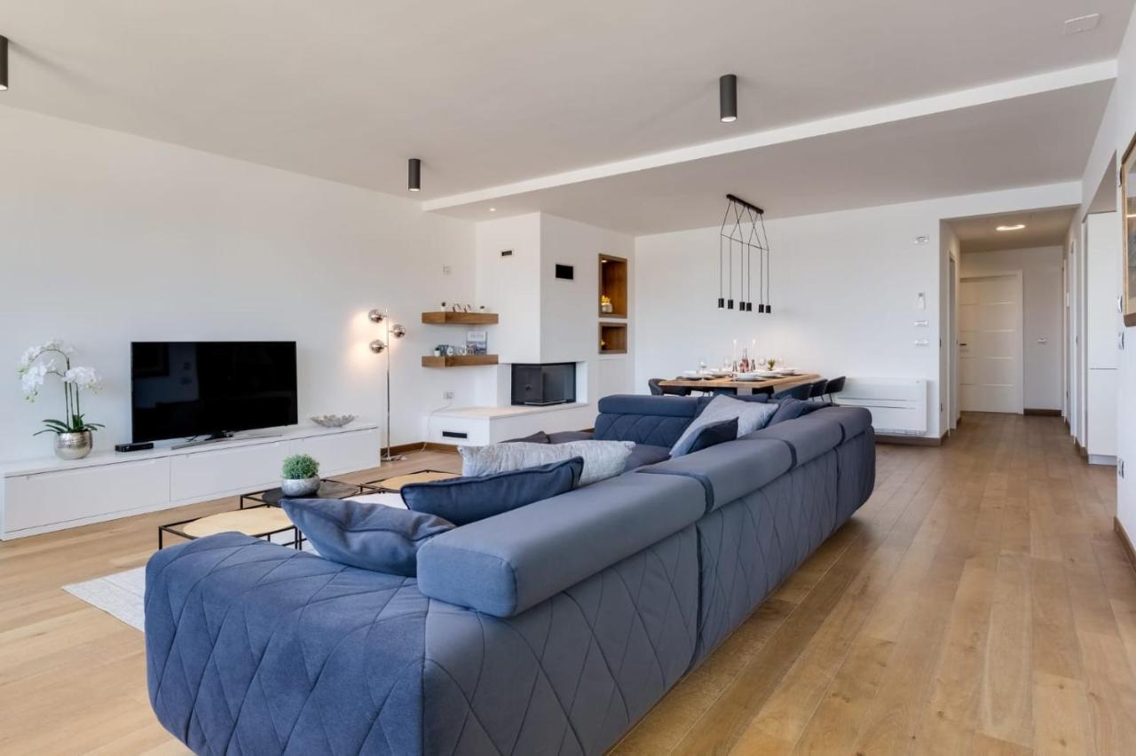 Shell Luxury Residences With Pool And Whirlpool Zadar Buitenkant foto